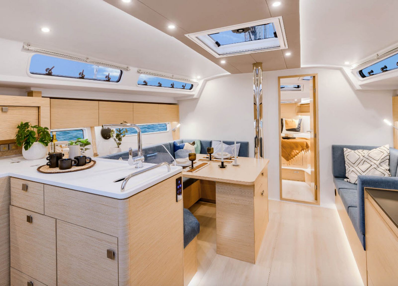 Hanse 410 Sailing Yacht | New Hanse Dealer