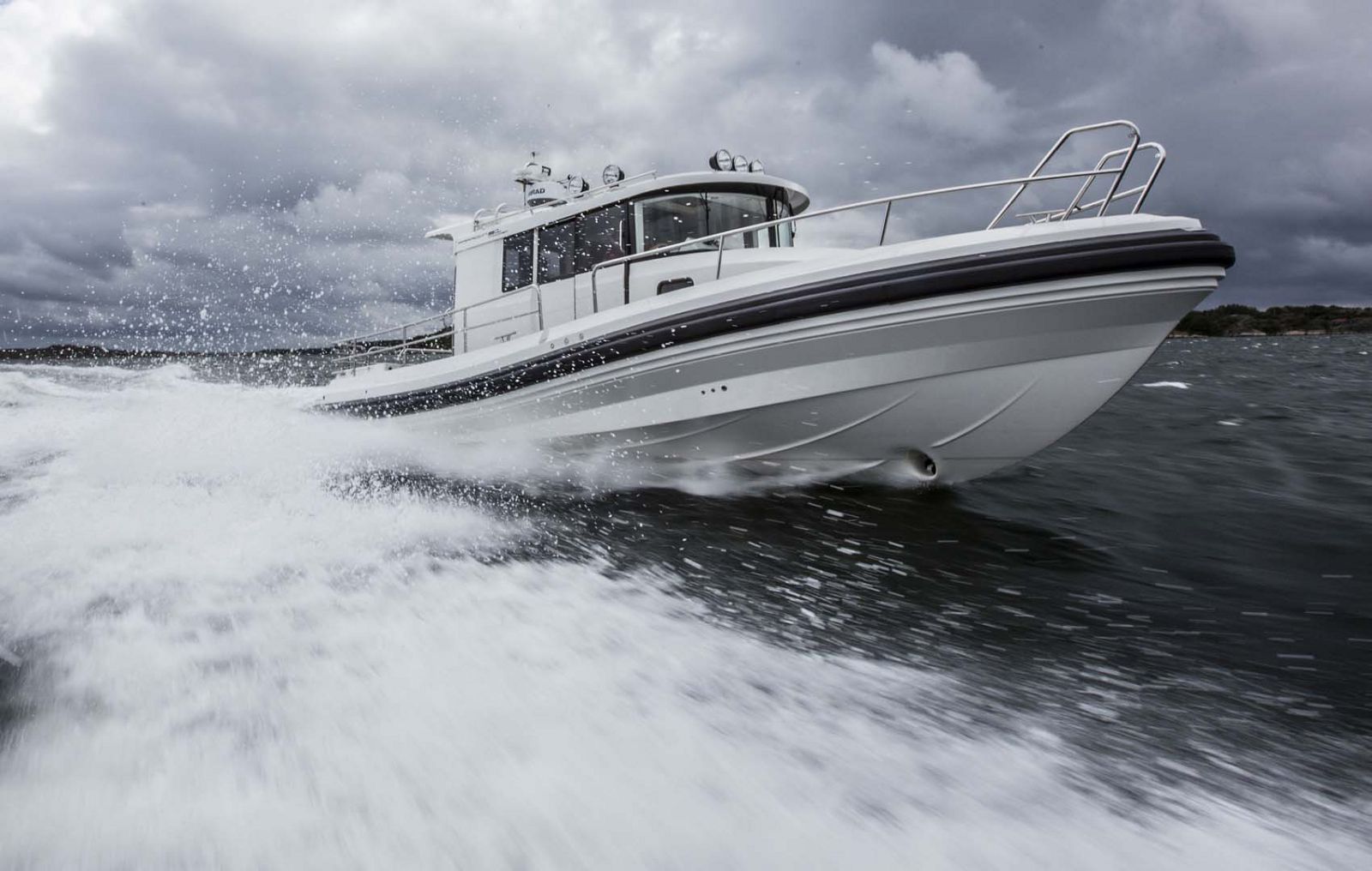 New Paragon 31 Cabin From Nimbus | Seattle Yachts