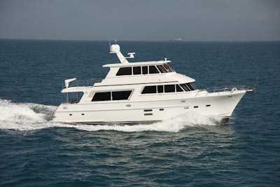 hampton endurance 680 skylounge yacht for sale